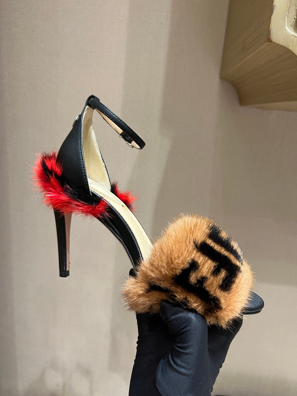 Fendi Pump