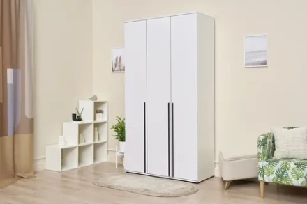 Шкаф 3-х створчатый Норд белый / белый глянец холодный