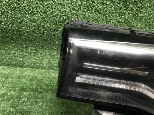 Фара левая BMW X7 G07 (2019-2022) LED