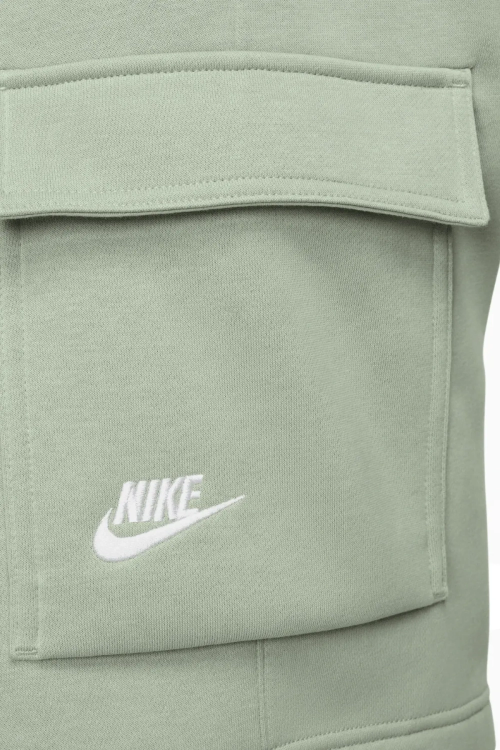 Nike sportswear club green 2025