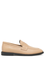 Женские кожаные бежевые лоферы