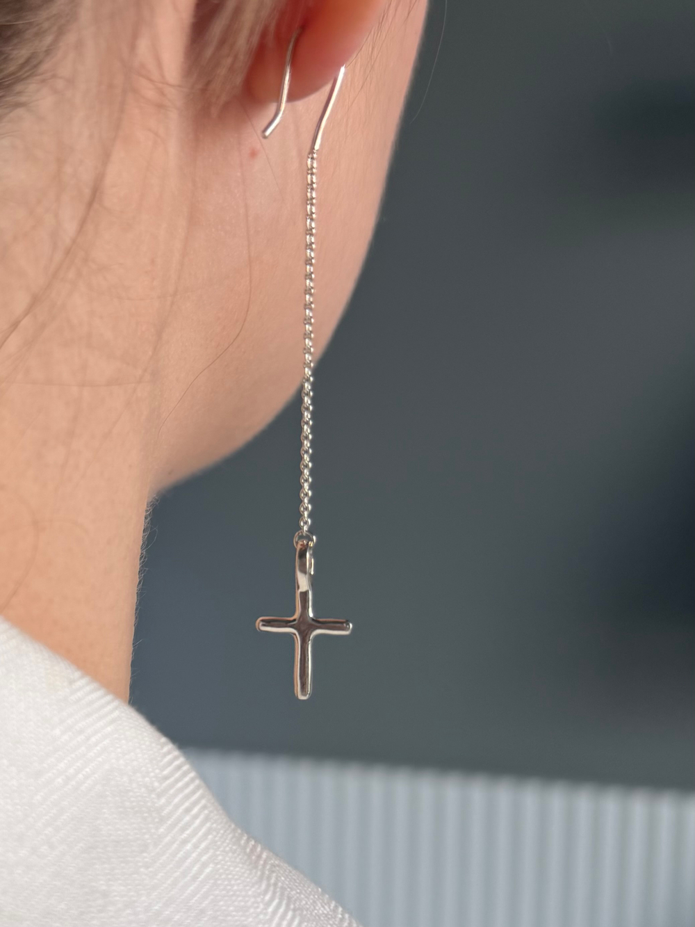 моно-серьга длинная cross tiny