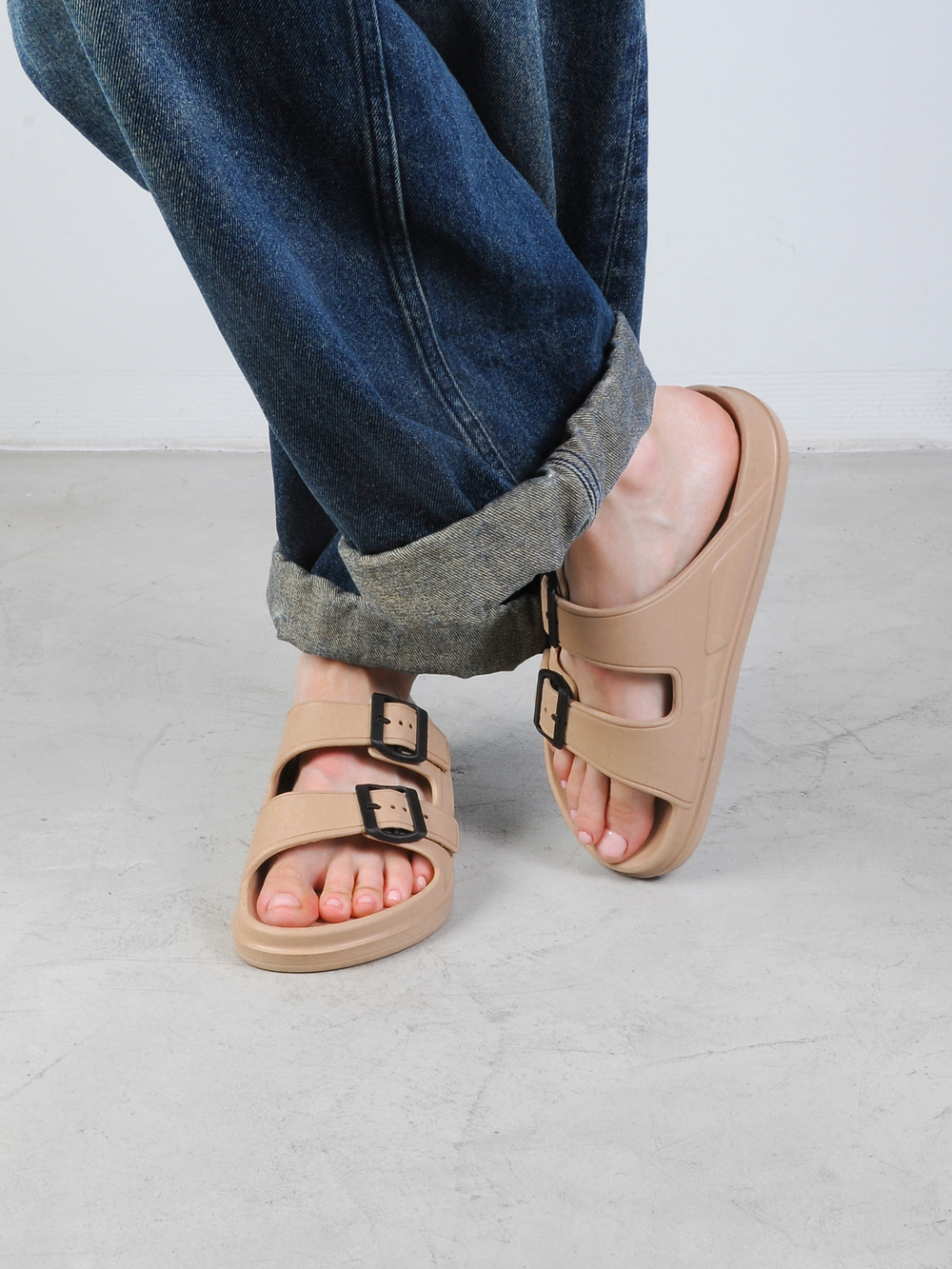 Сабо женские бежевые