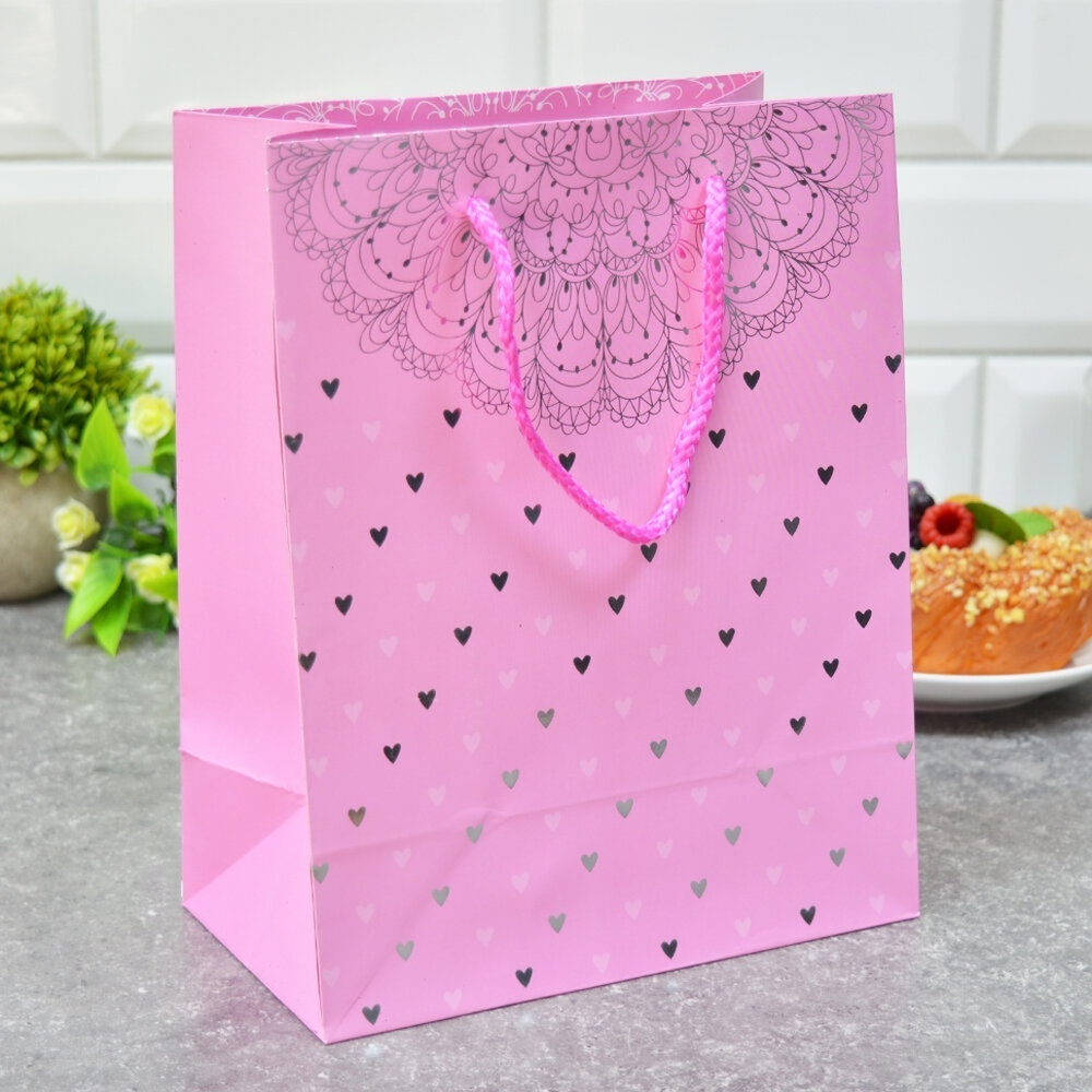 Пакет подарочный 18*23+10см ламинированный "Premium" MP2181-2185