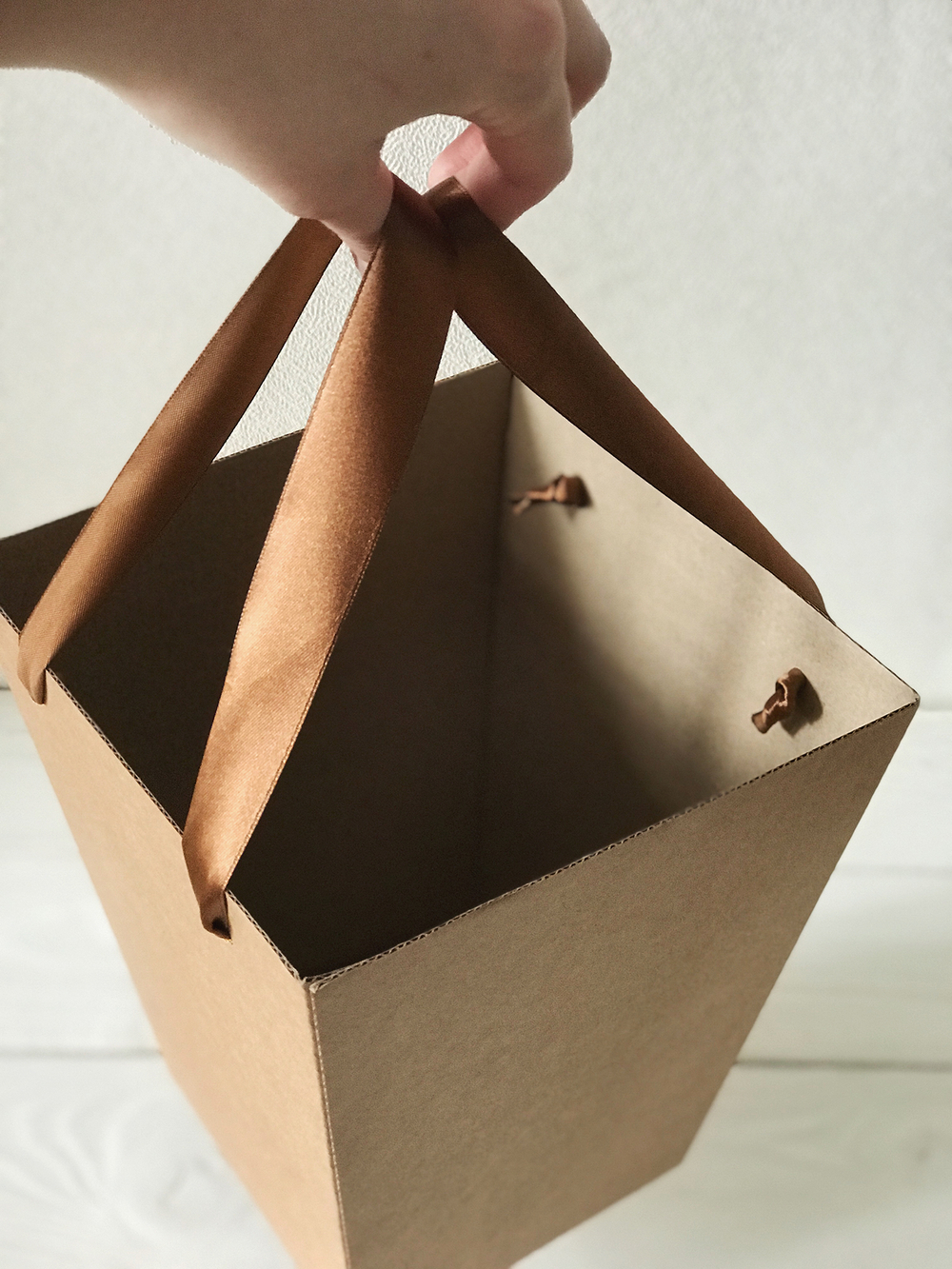 Подарочная коробка для цветов, трапеция