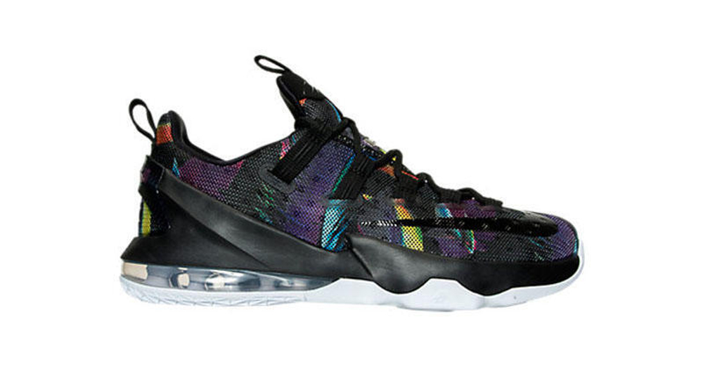 Купить в Москве Nike LeBron 13 Low Cosmic Purple-White