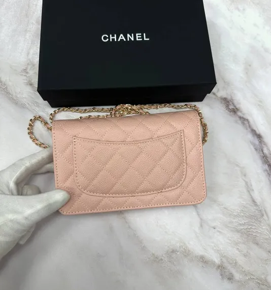 Сумка-кошелек Chanel Wallet On A Chain розовый