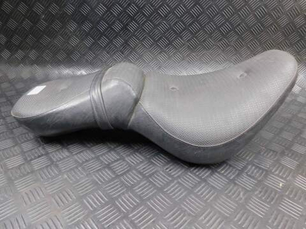 сиденье Kawasaki Vulcan 400 051058