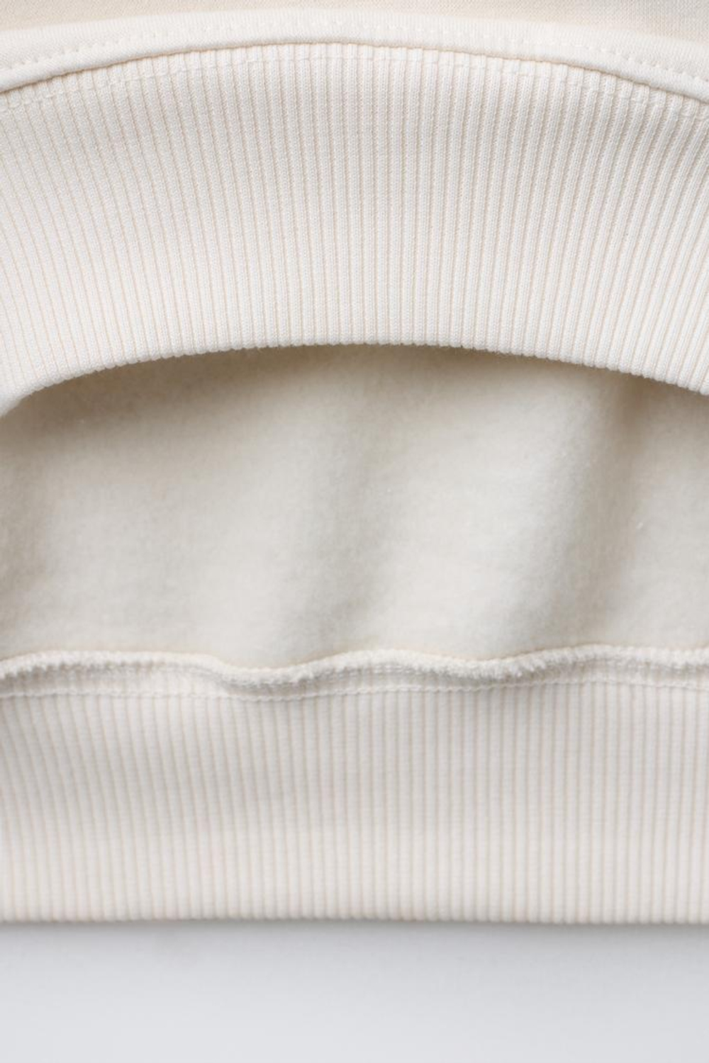 ZARA ХУДИ С ПРИНТОМ «ВИШНИ», ЭКРЮ