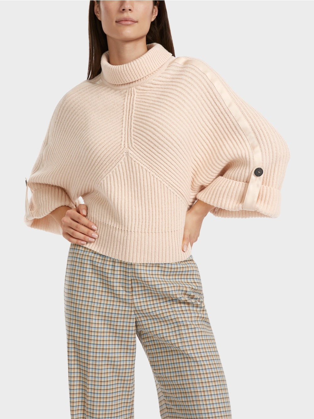 Джемпер женский MARCCAIN