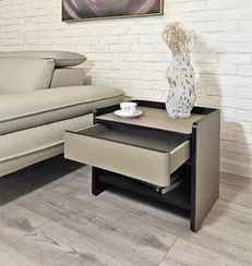 Прикроватная тумбочка Yokima L с полкой и ящиком