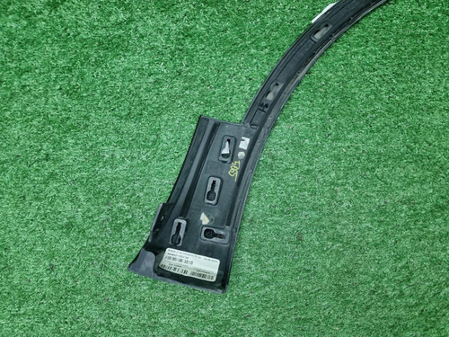 Расширитель передний левый Bentley Bentayga 15-нв