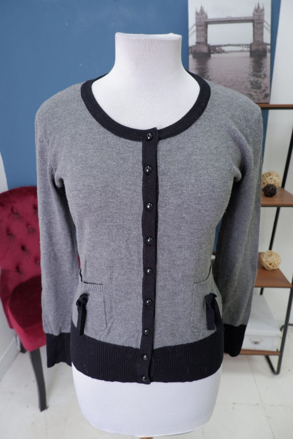 Кардиган серый красивый 40 размер
