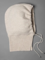 Капор женский вязаный бежевый
