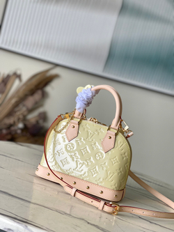 Louis Vuitton Alma BB