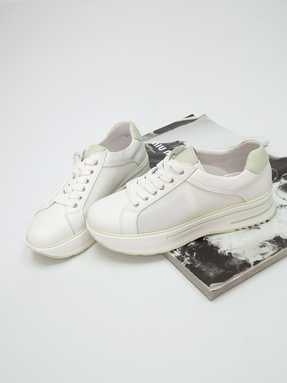 Кроссовки женские летние натуральная кожа