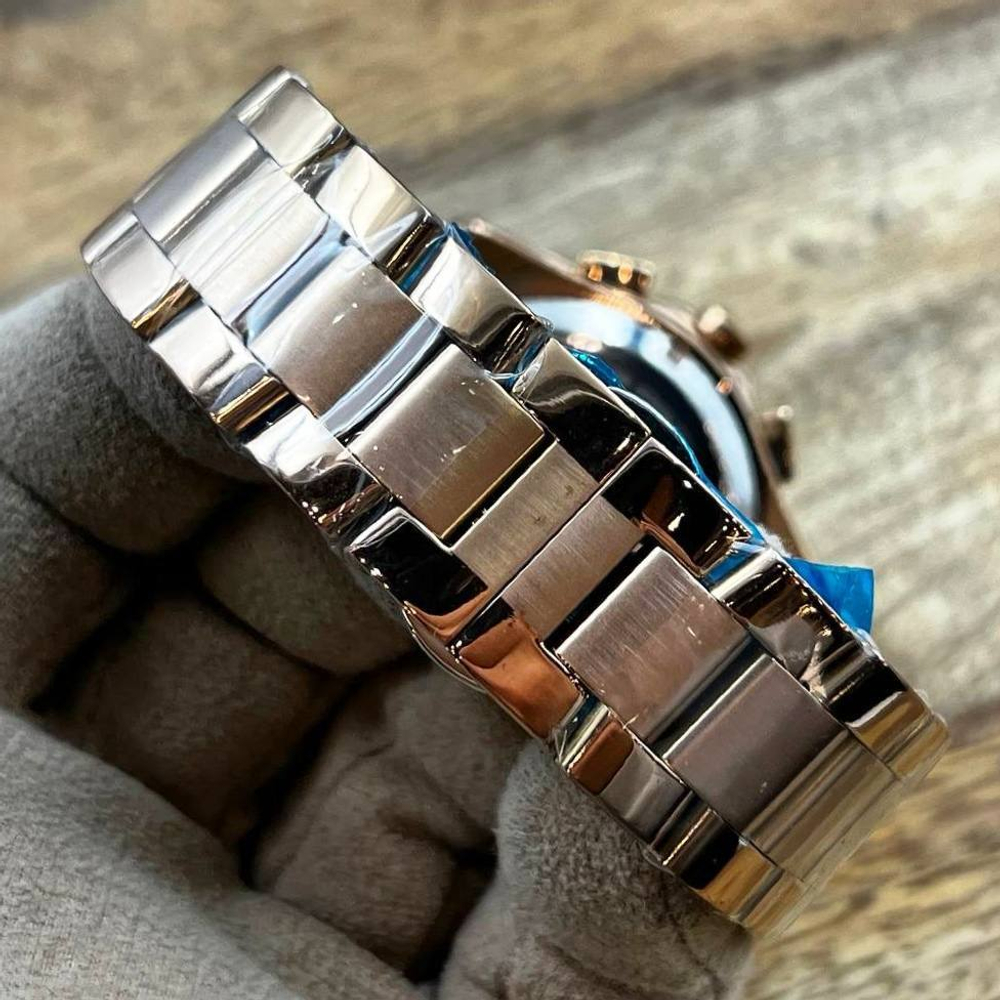 Часы Rado