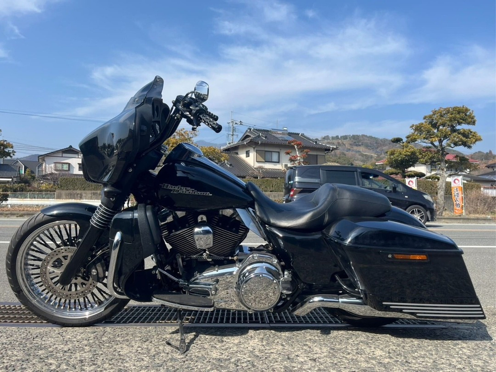 Harley-Davidson Street Glide FLHX 1690 2013