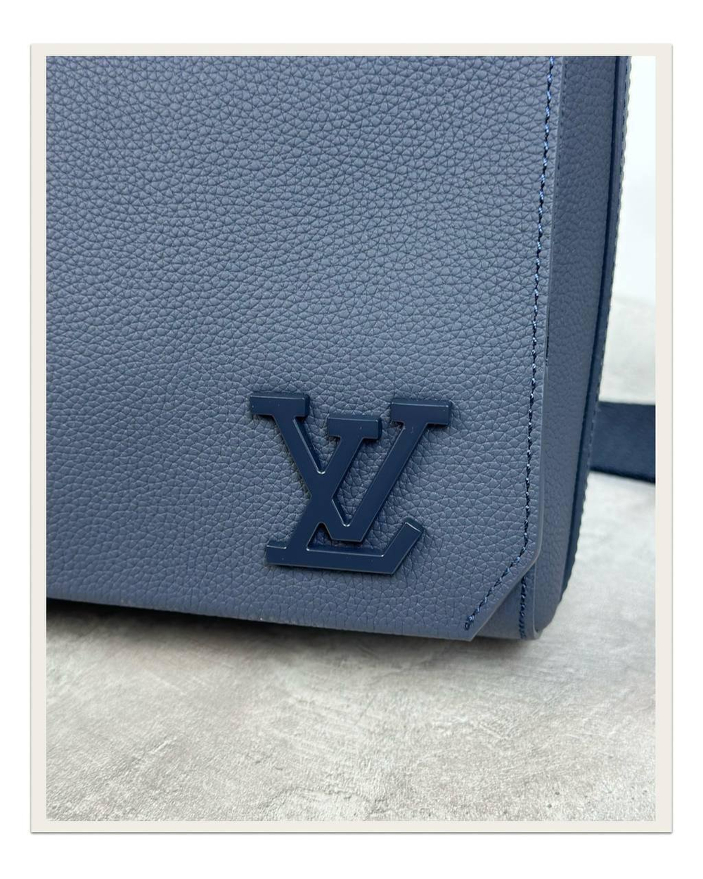 Сумка-мессенджер Louis Vuitton, арт. 477576888