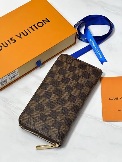 Кошелек Louis Vuitton Zippy Damier Ebene