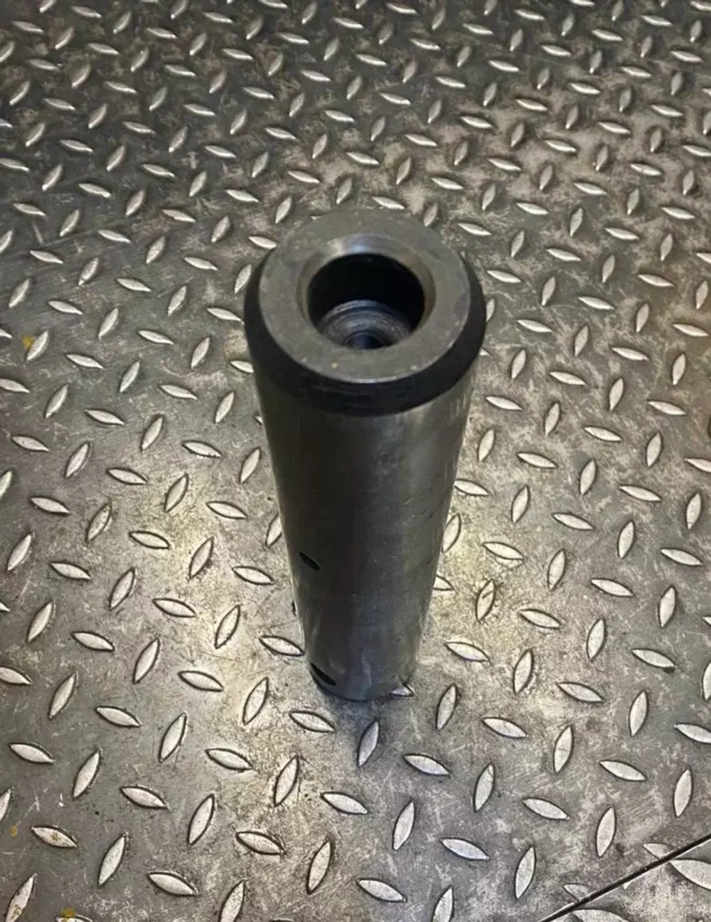 Палец г/ц переднего отвала JLV1627