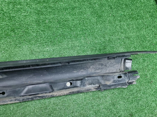 Накладка порога правая Volvo XC70 2 (2007-2016)