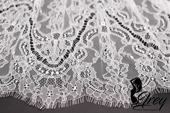 01-38 Кружево шантильи 26 см, айвори 004