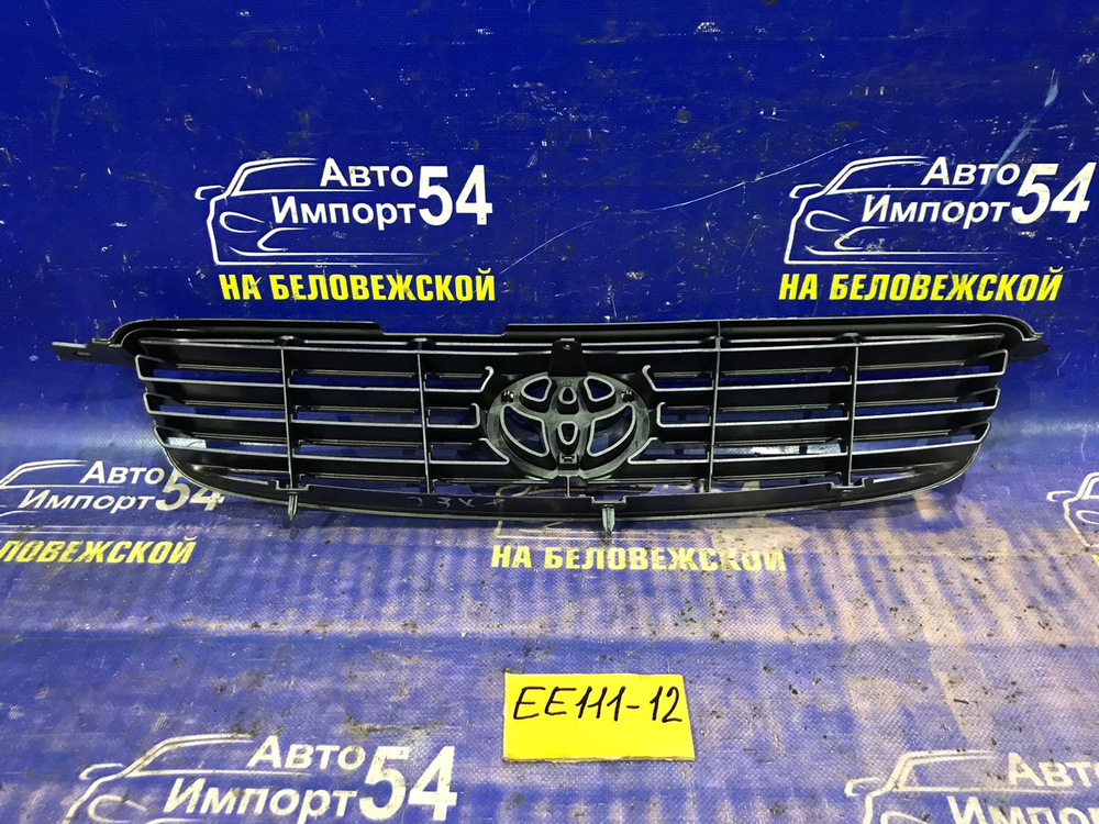 Решетка радиатора TOYOTA COROLLA 1999