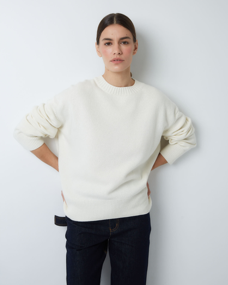 Джемпер из смесового кашемира с круглым вырезом молочный