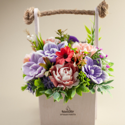 Орхидеи и пионы