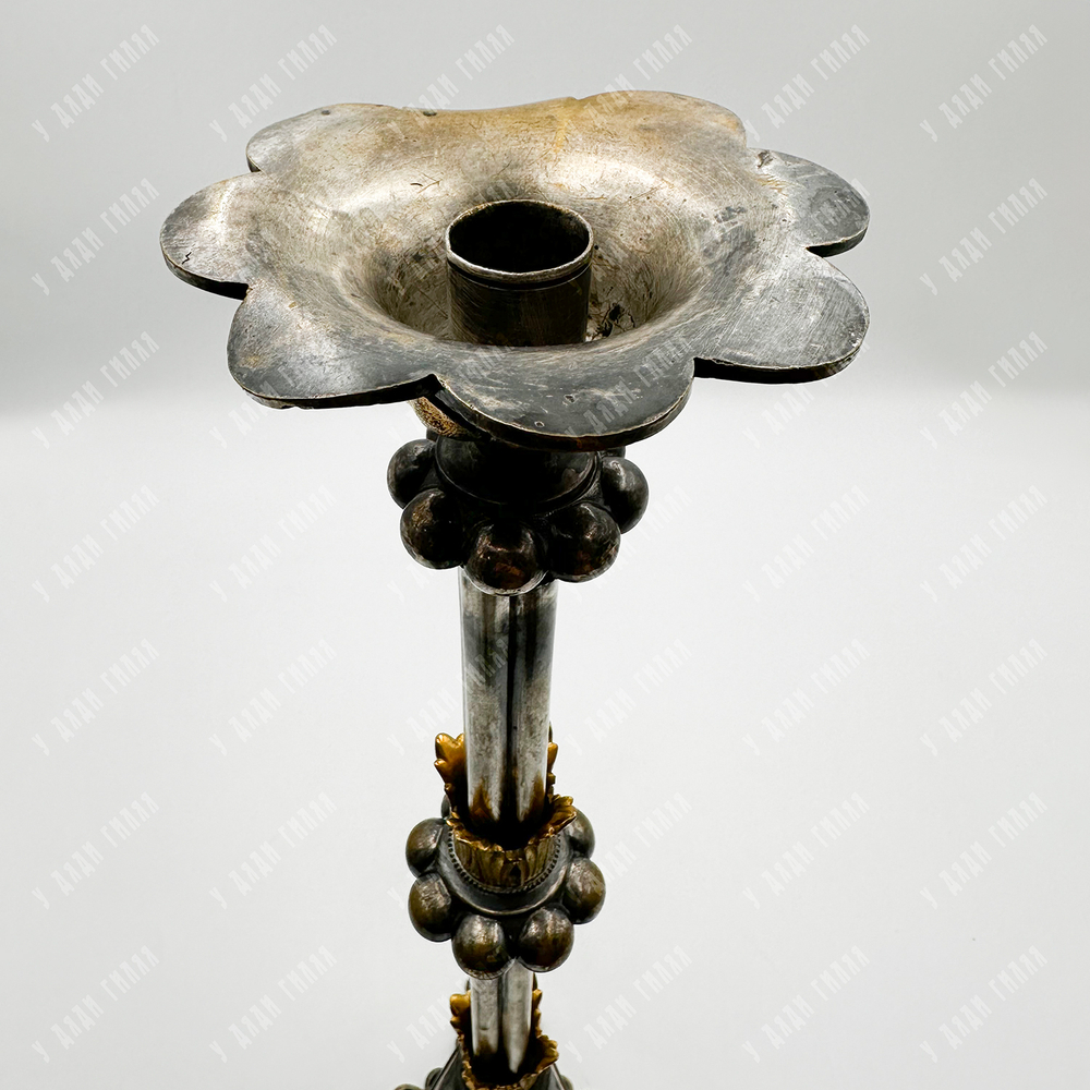 Посеребренный подсвечник в неоготическом стиле. Christofle, Франция, сер. XIX в.
