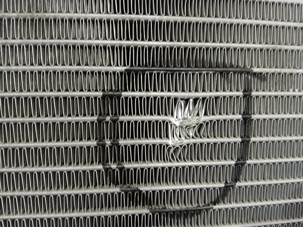 Радиатор двигателя FORD EXPLORER 1997