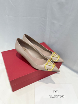 Valentino Vlogo Pump 4 cm