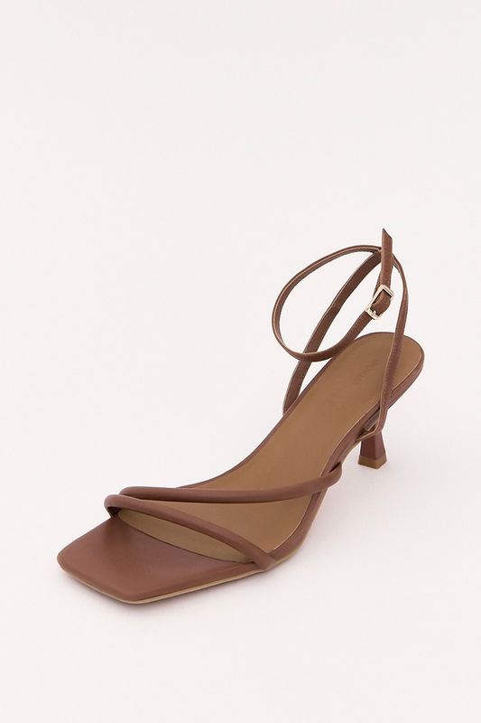 Босоножки из натуральной кожи с квадратным мысом, коричневый