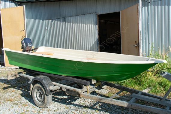 Лодка пластиковая Легант-425