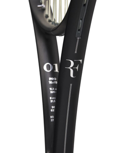 Теннисная ракетка Wilson RF 01 PRO (16x19) + Струны + Натяжка