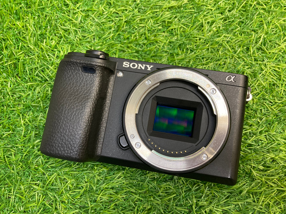 Sony A6300 kit 16-50mm (9.700 кадров)