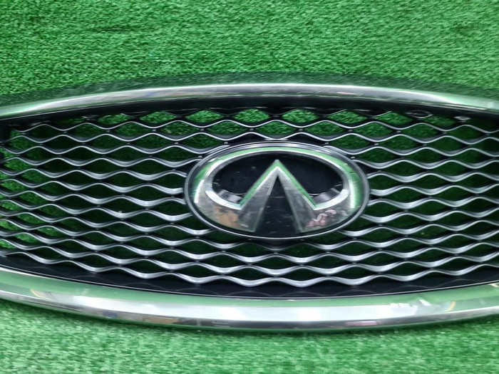 Решетка радиатора Infiniti QX50 2 (2017-н.в.)