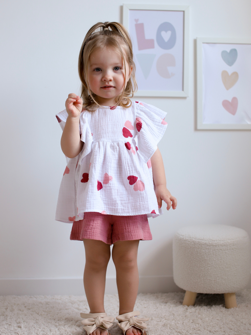 Костюм из муслина топ и шорты "Пудровые сердечки"