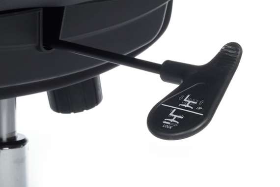 Кресло Magic-M B628 Черный