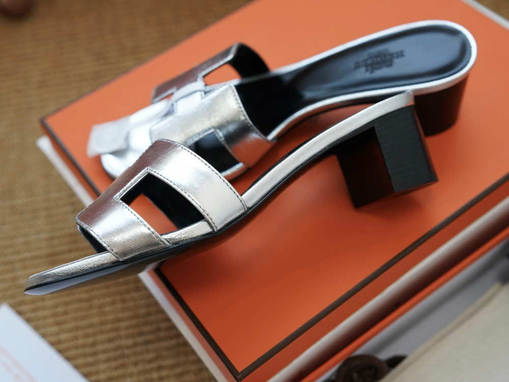 Мюли из натуральной кожи