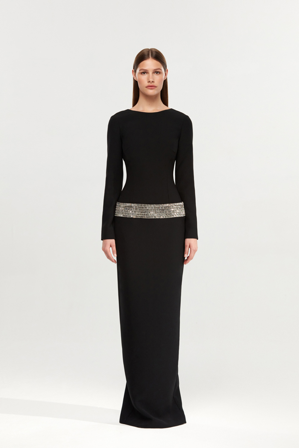Платье макси из крепа с отделкой из кристаллов и открытой спиной