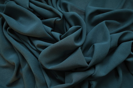 Креп плательный "Кубик" темно-зеленый