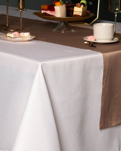 Скатерть круглая 160 Sofi De MarkO Ирида белая