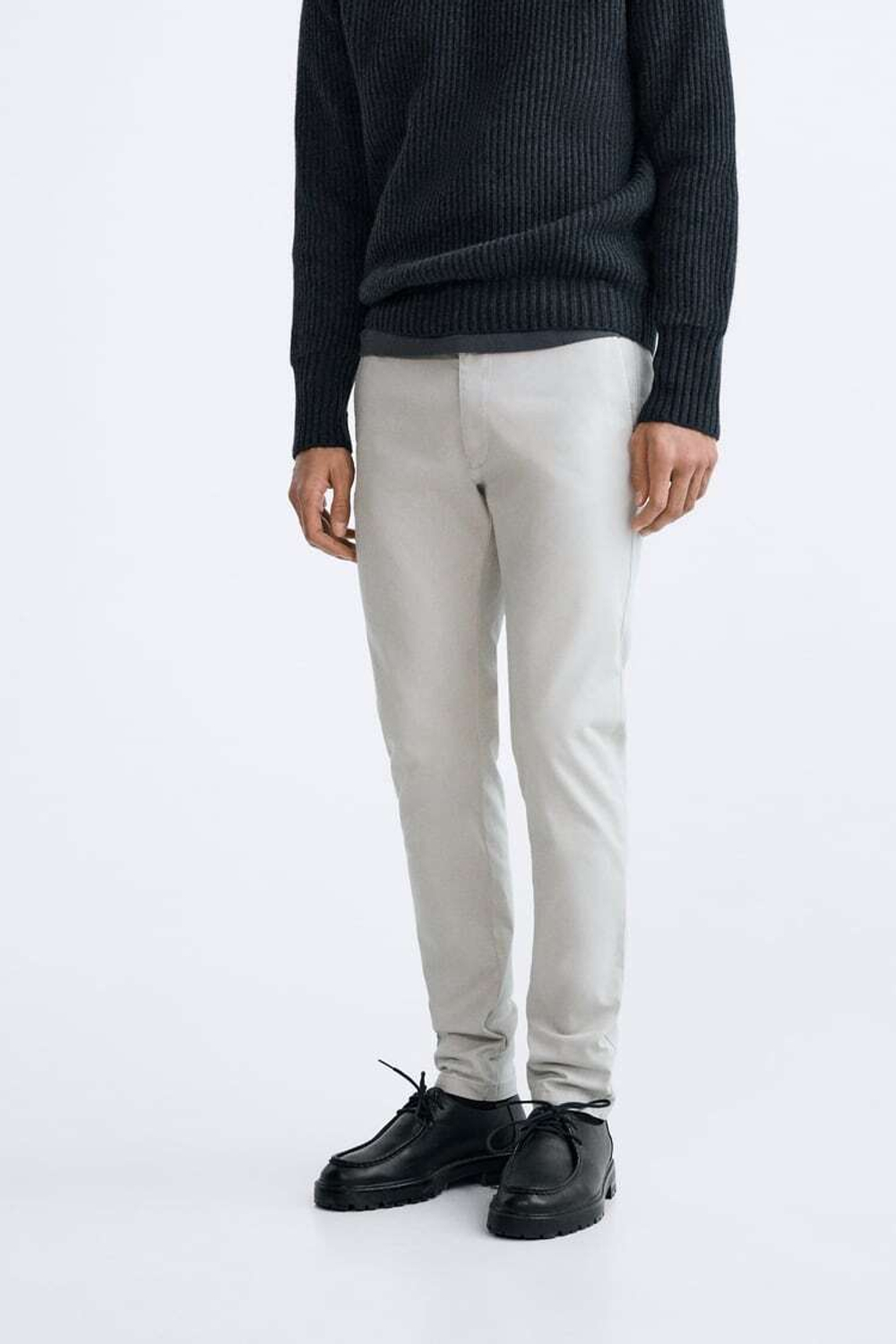 ZARA БРЮКИ ЧИНОС ИЗ ХЛОПКА, КАМЕННЫЙ