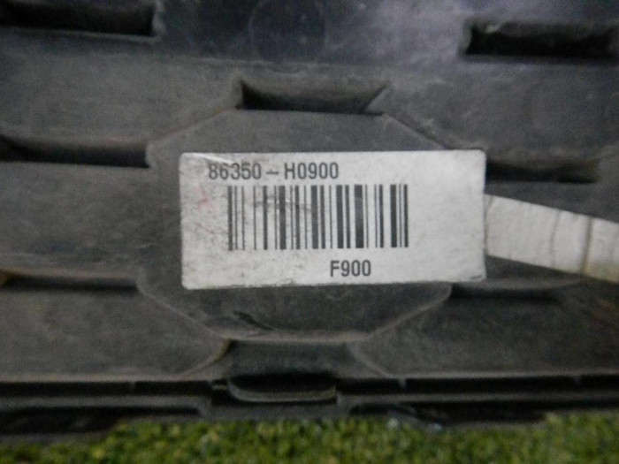 Решетка радиатора Kia Rio 4 X (2020-н.в.)