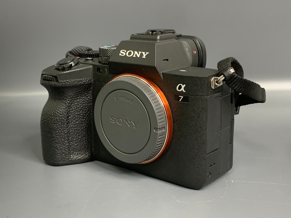 Sony A7 IV 5000 кадров