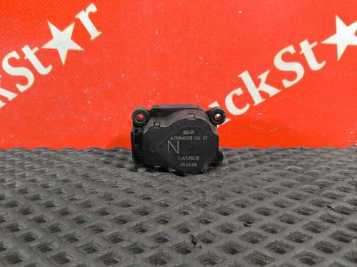 Моторчик отопителя