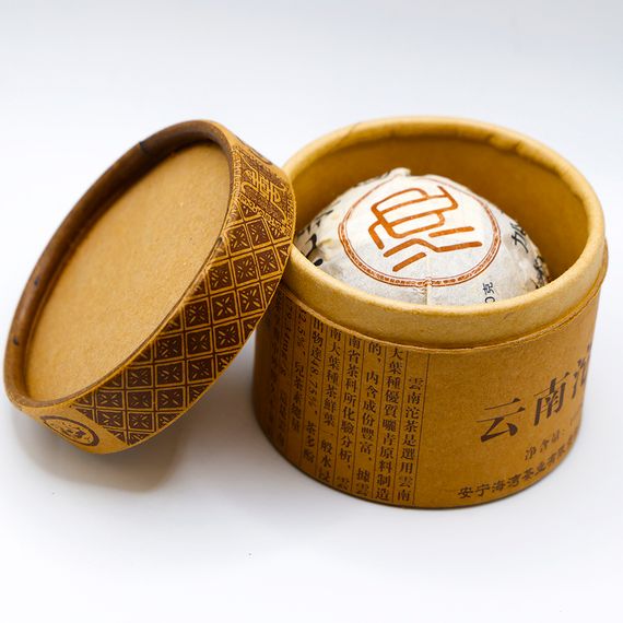 Shu Pu'er 2006 "Haiwan Tocha z Yunnan" Roślina Haiwan 100 g