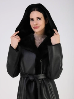 Дубленка зимняя натуральная с капюшоном